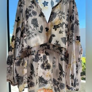 LOFT Plus Size 24 Peplum blouse